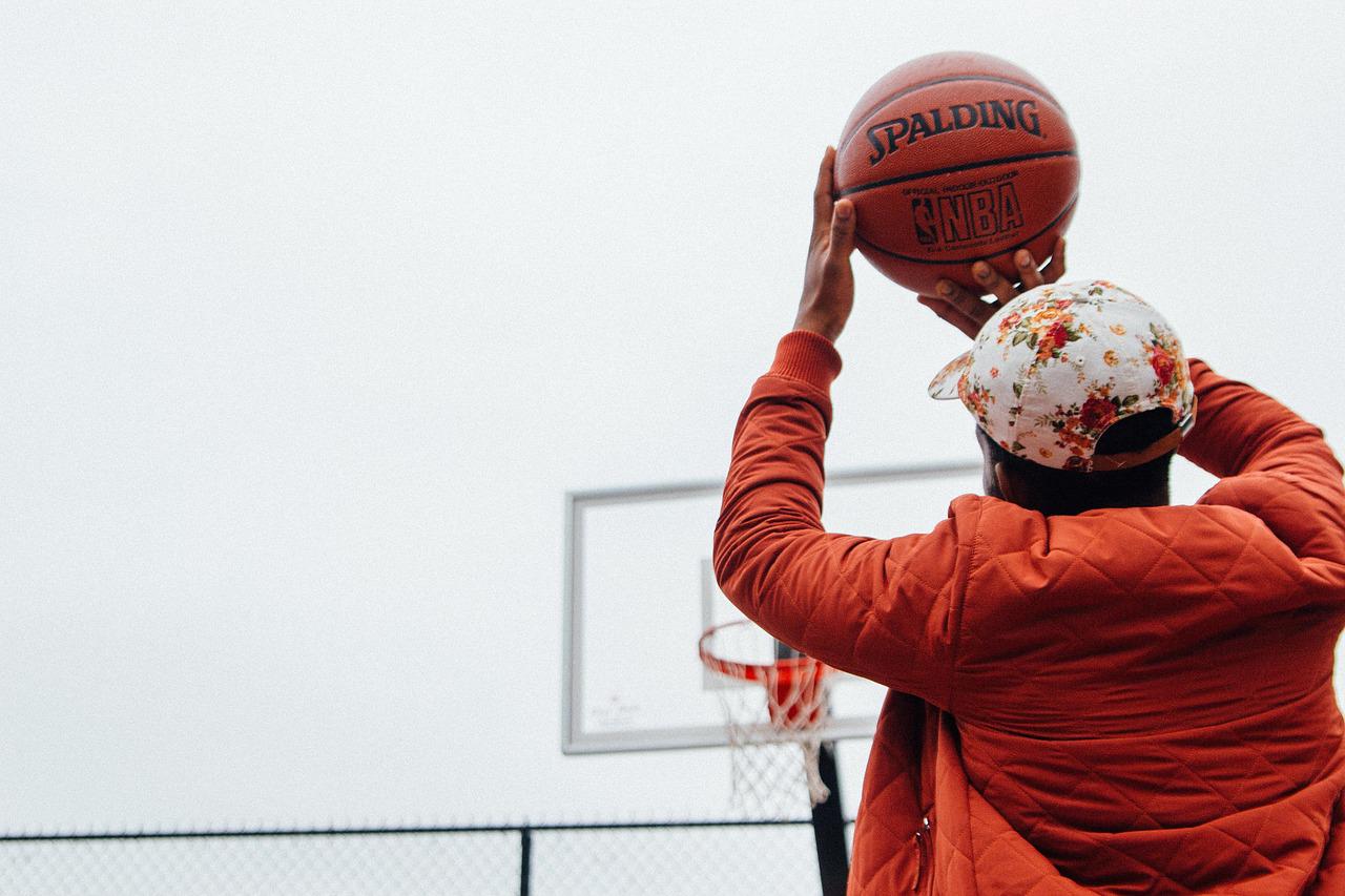 Imagem de um jogador de basquete